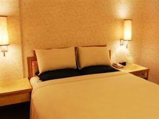 Asia Emperor Hotel Tainan Extérieur photo